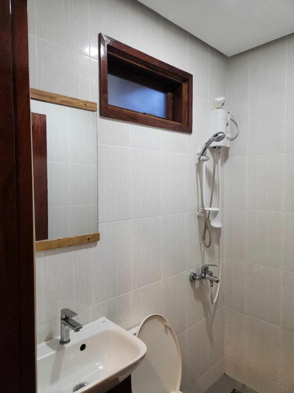 אל נידו Inngo Tourist Inn מראה חיצוני תמונה