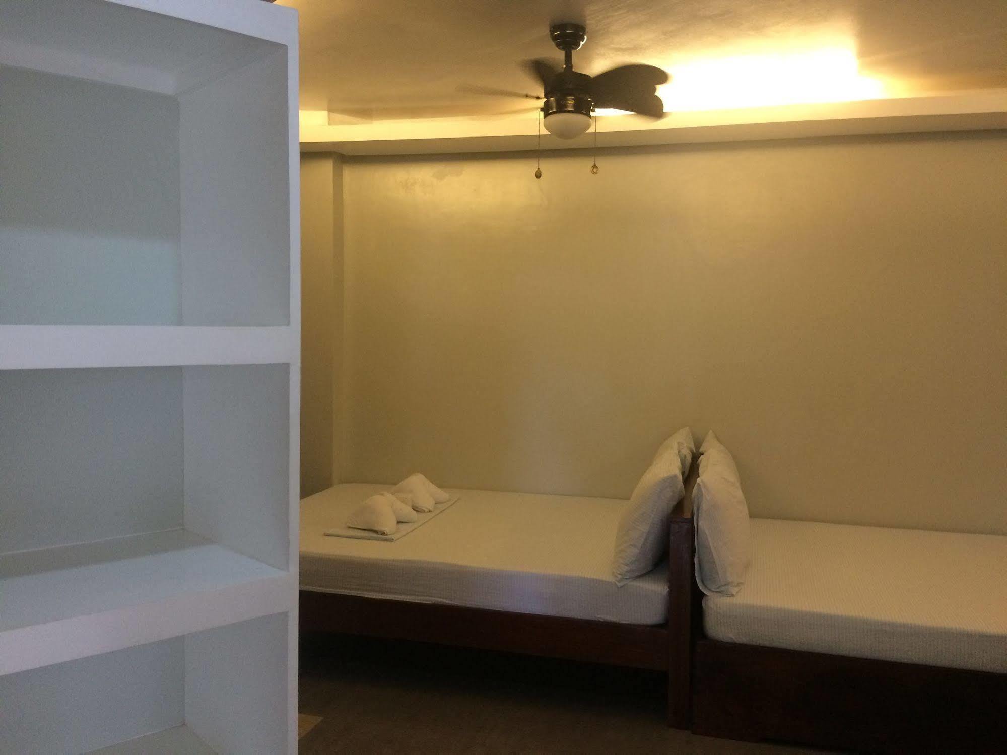 אל נידו Inngo Tourist Inn מראה חיצוני תמונה