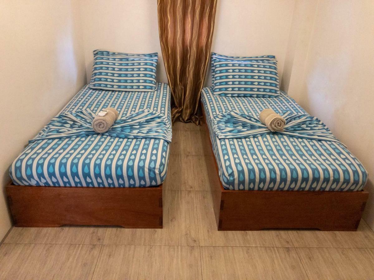 אל נידו Inngo Tourist Inn מראה חיצוני תמונה